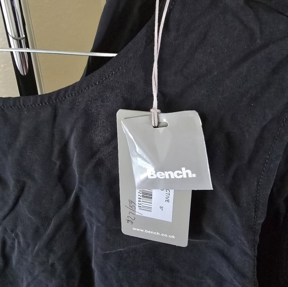 Bench Sleeveless Pullover Top - Picture 3 of 3